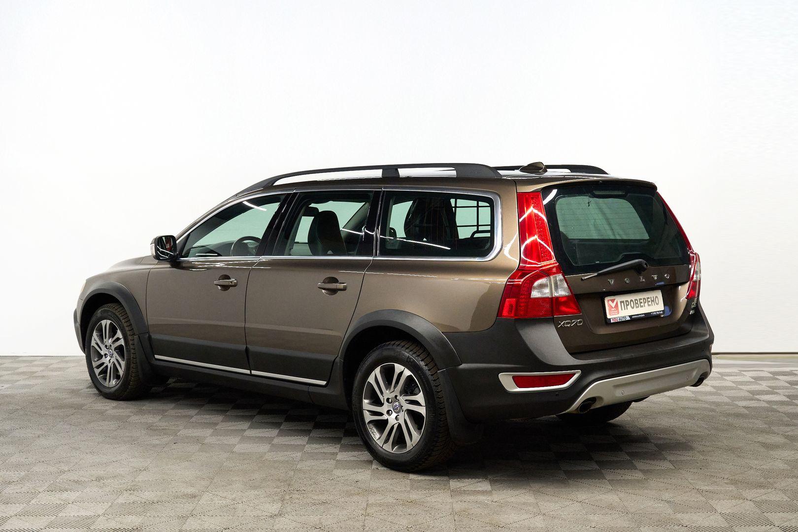 Volvo XC70 2012, коричневый