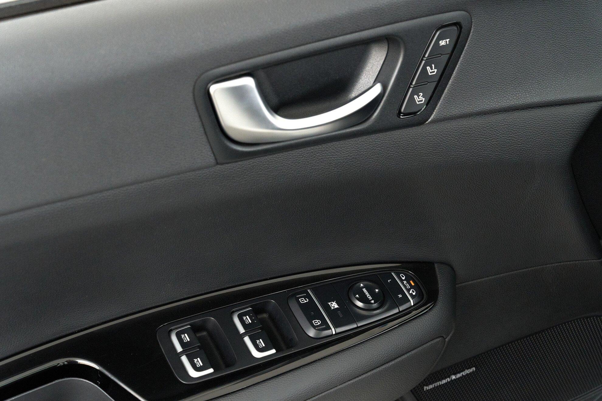Kia Optima 2016, белый