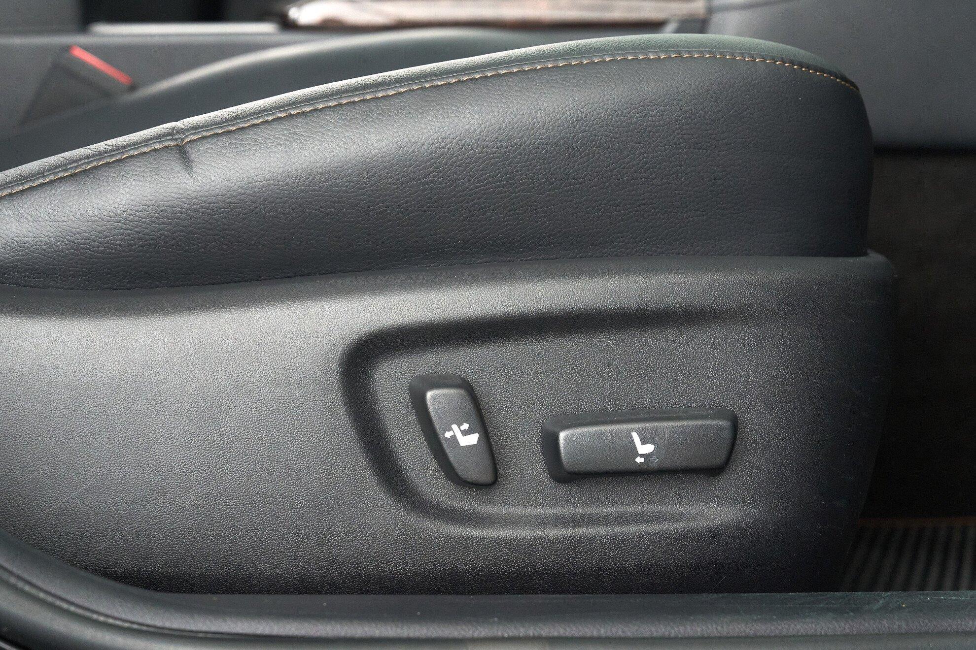 Toyota Camry 2016, черный