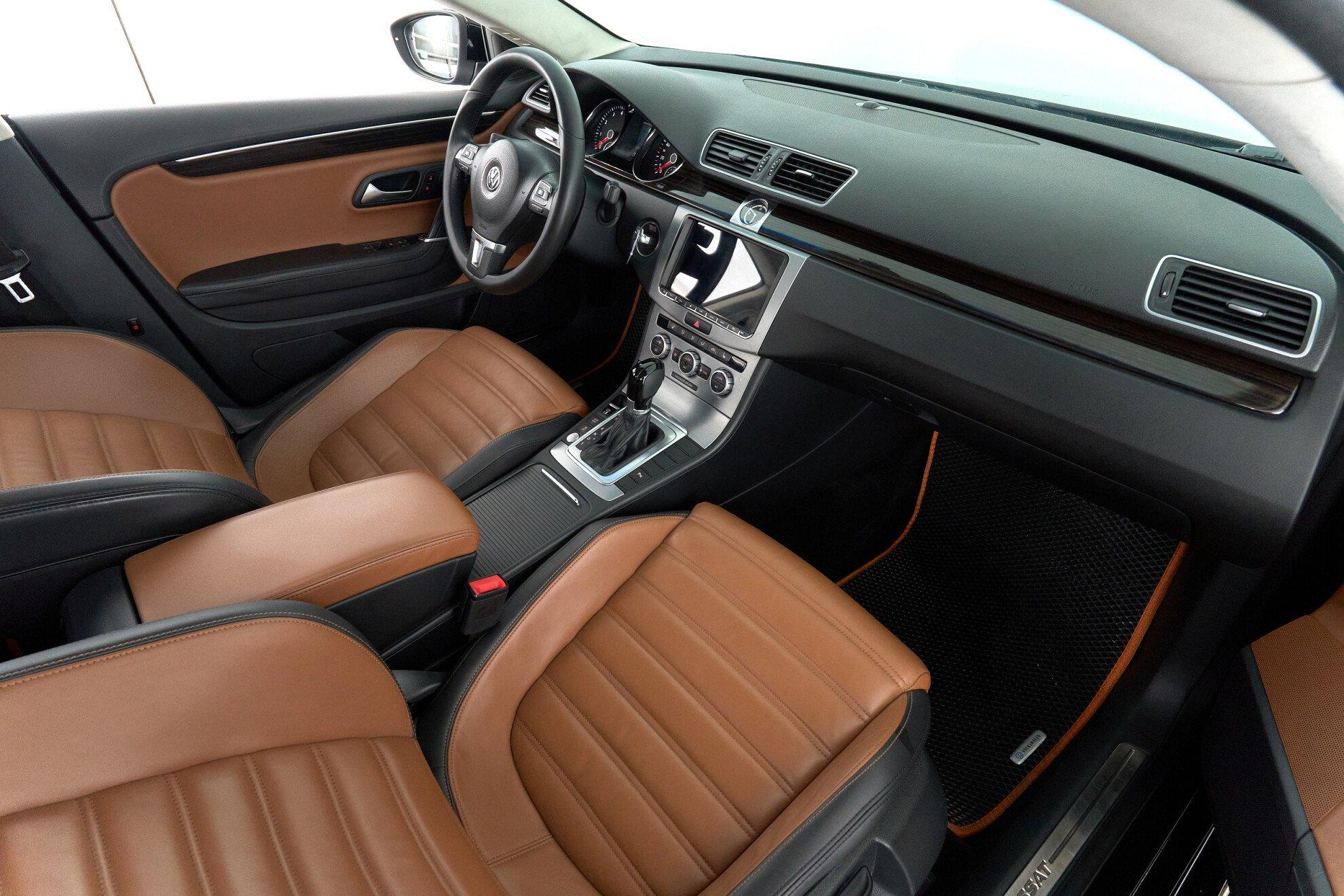 Volkswagen Passat CC 2014, черный