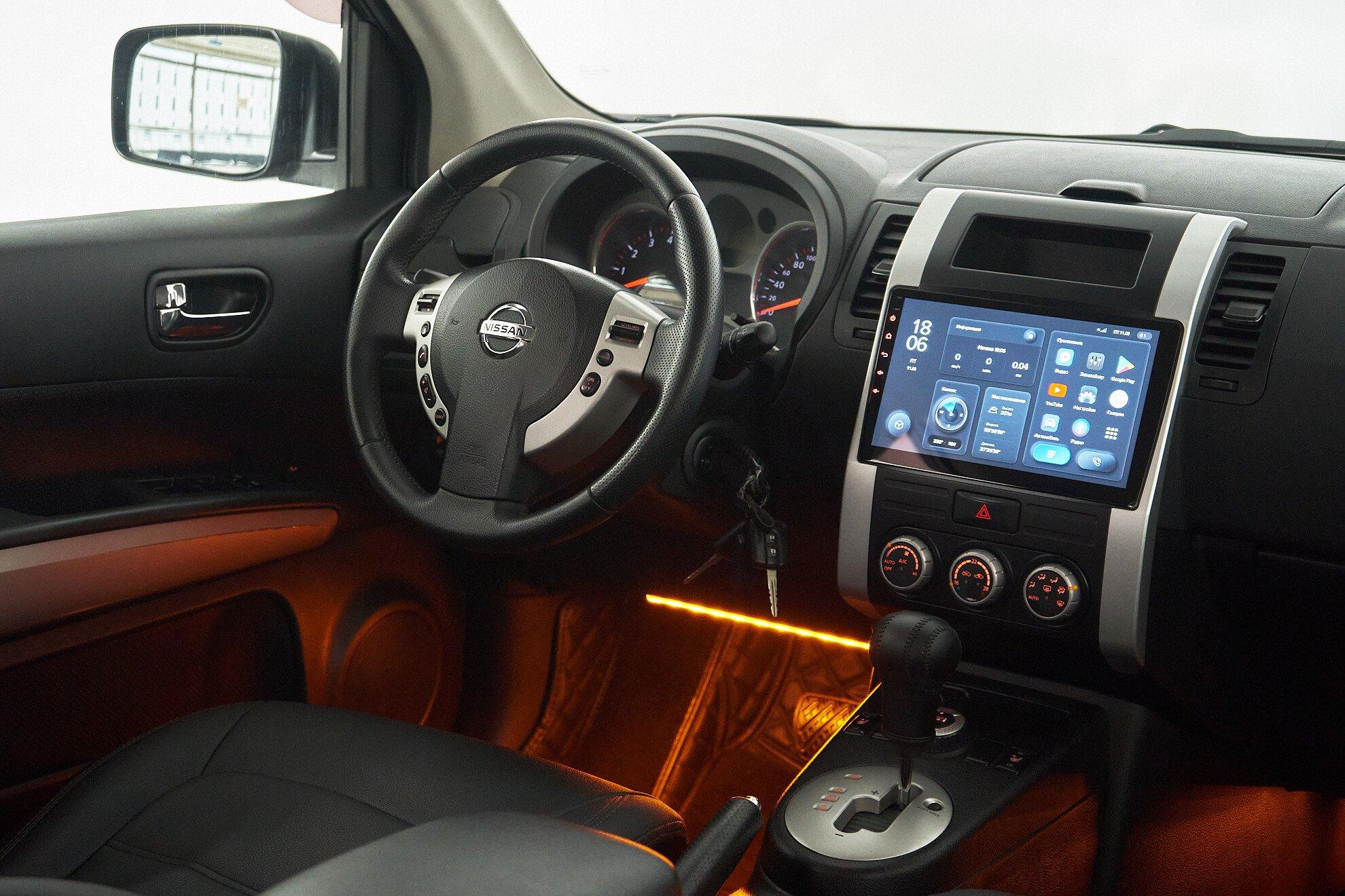 Nissan X-Trail 2010, серый