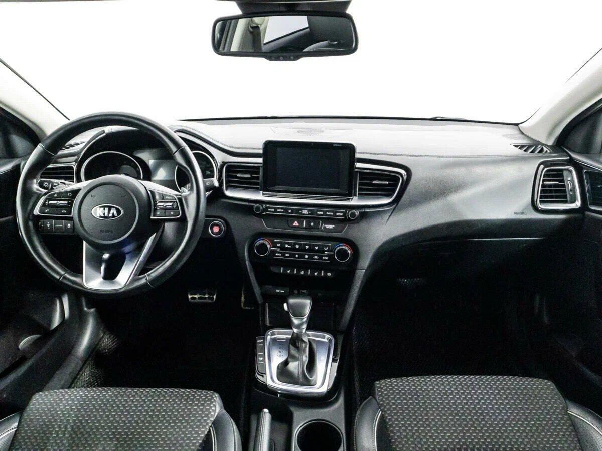 Kia Ceed 2018, коричневый