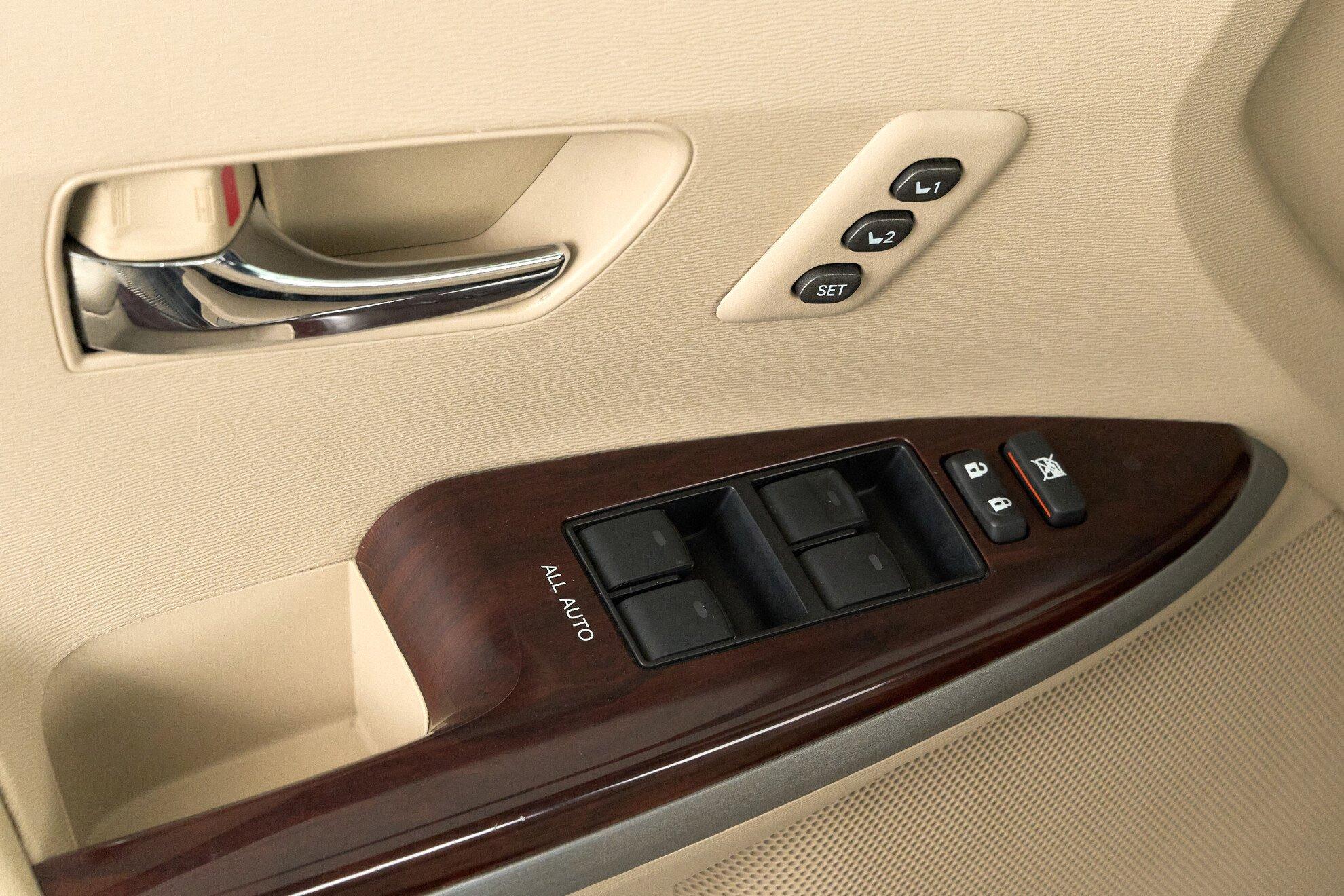 Toyota Venza 2013, черный