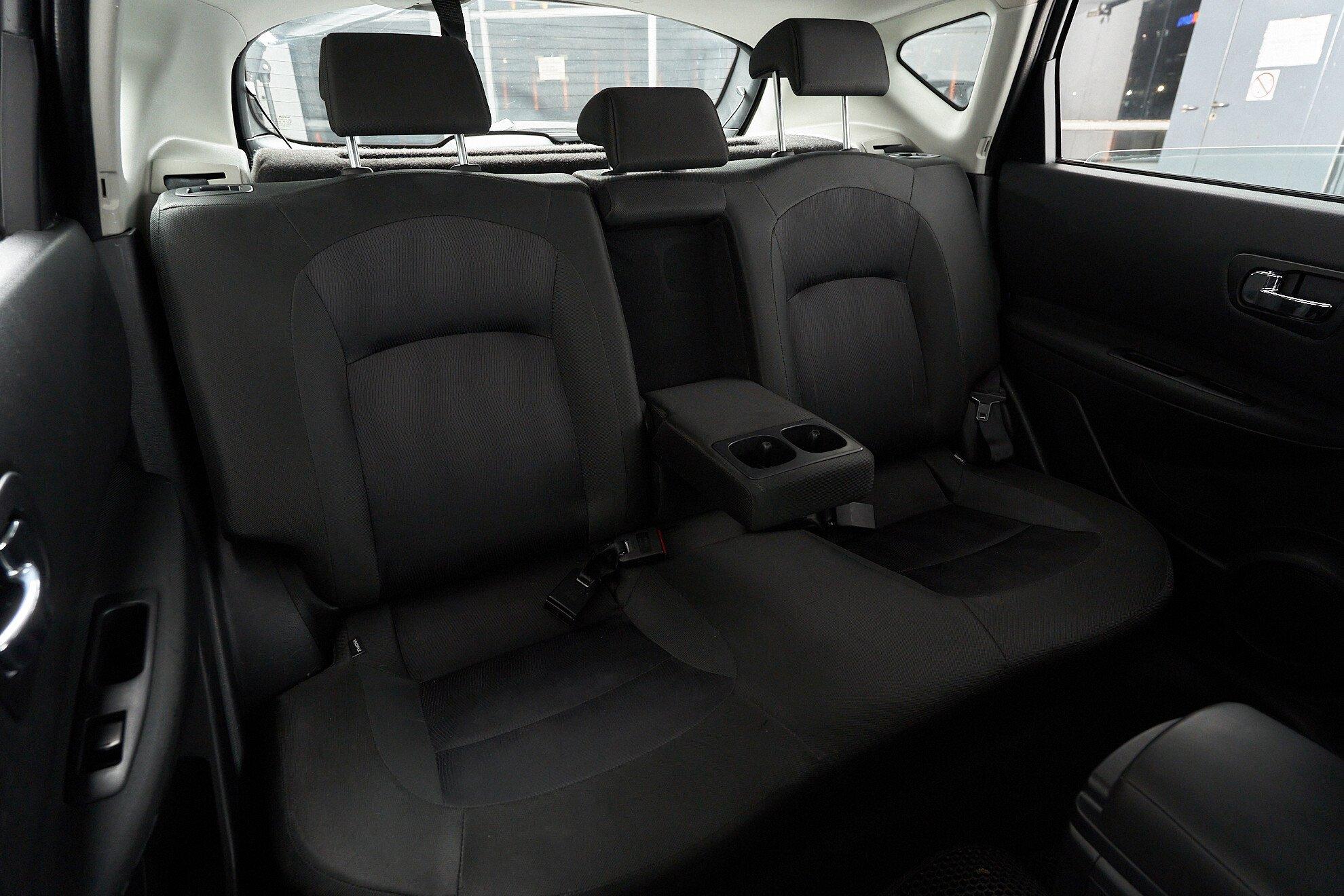 Nissan Qashqai 2012, синий