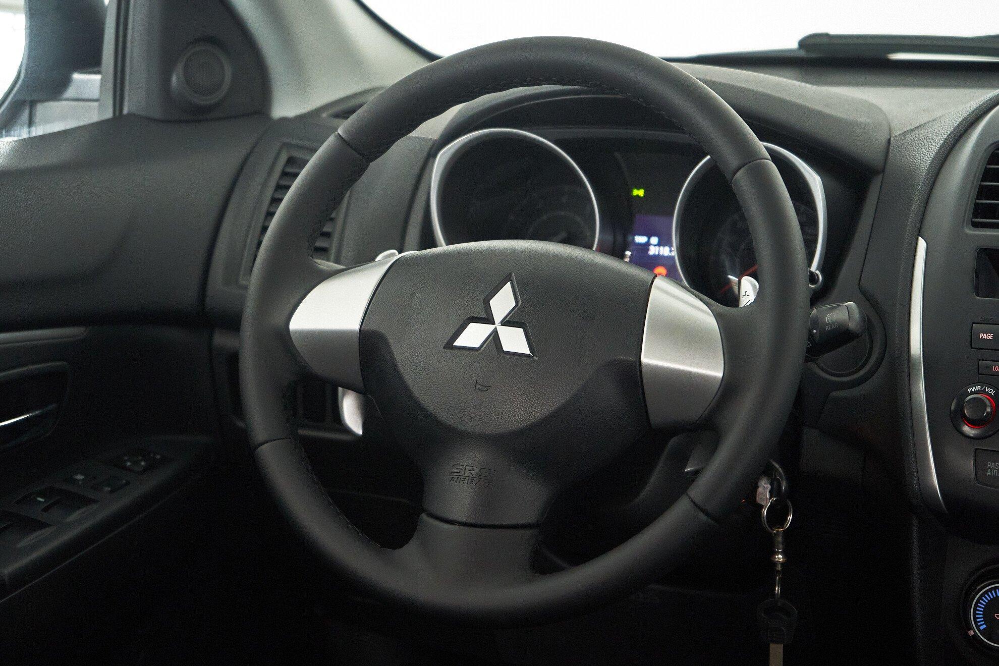 Mitsubishi ASX 2012, серебряный