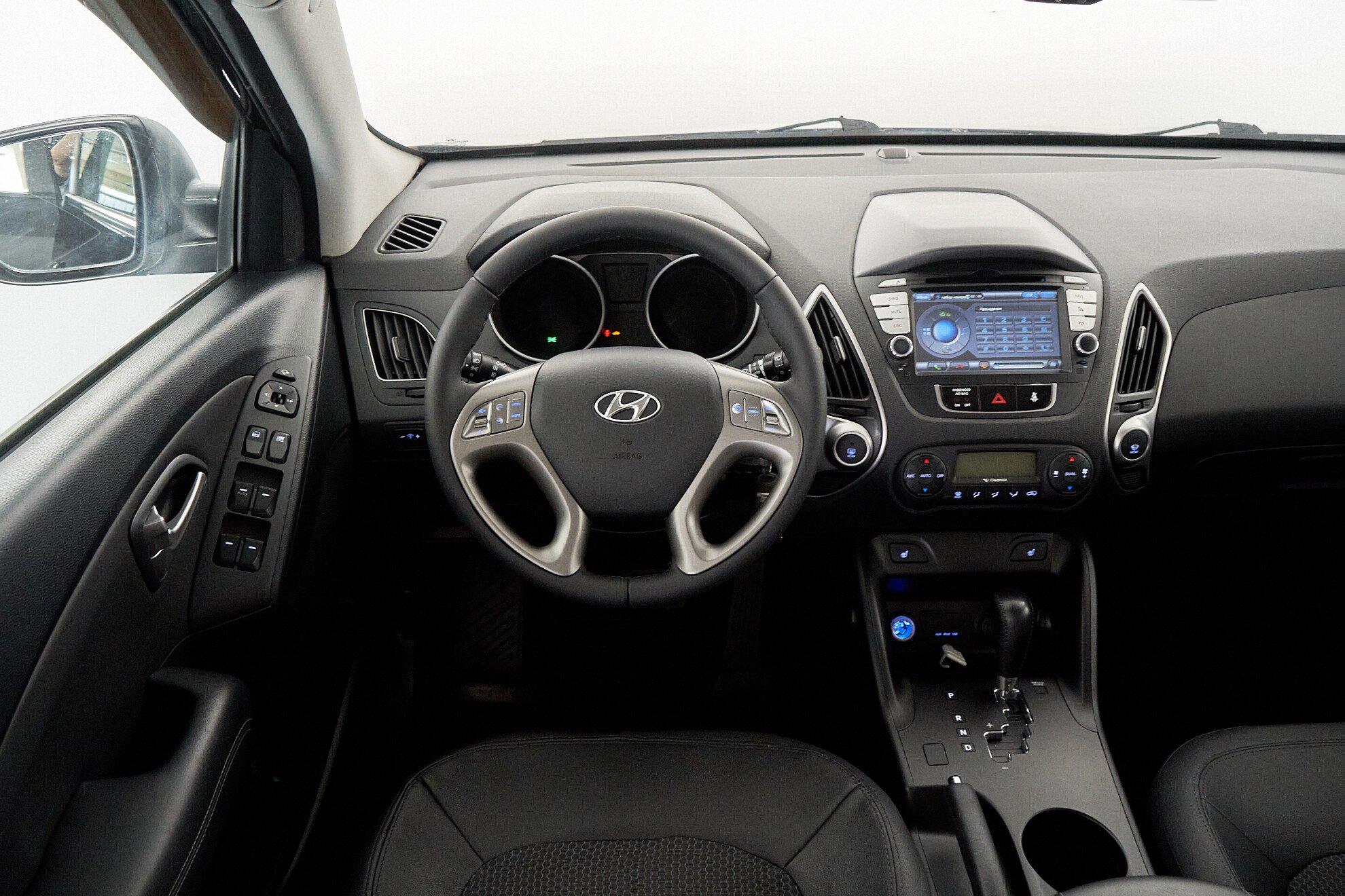 Hyundai ix35 2012, черный