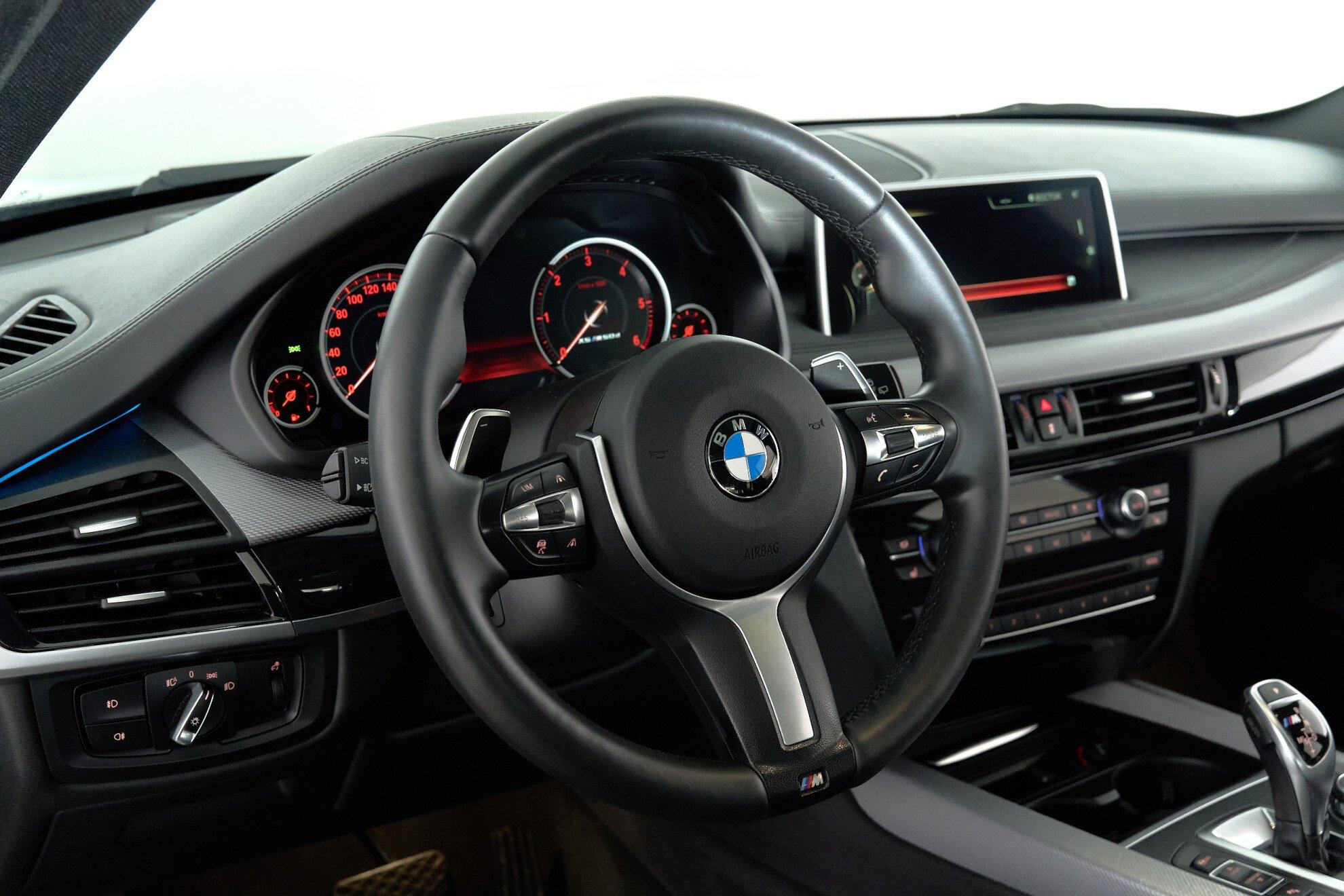 BMW X5 2018, черный