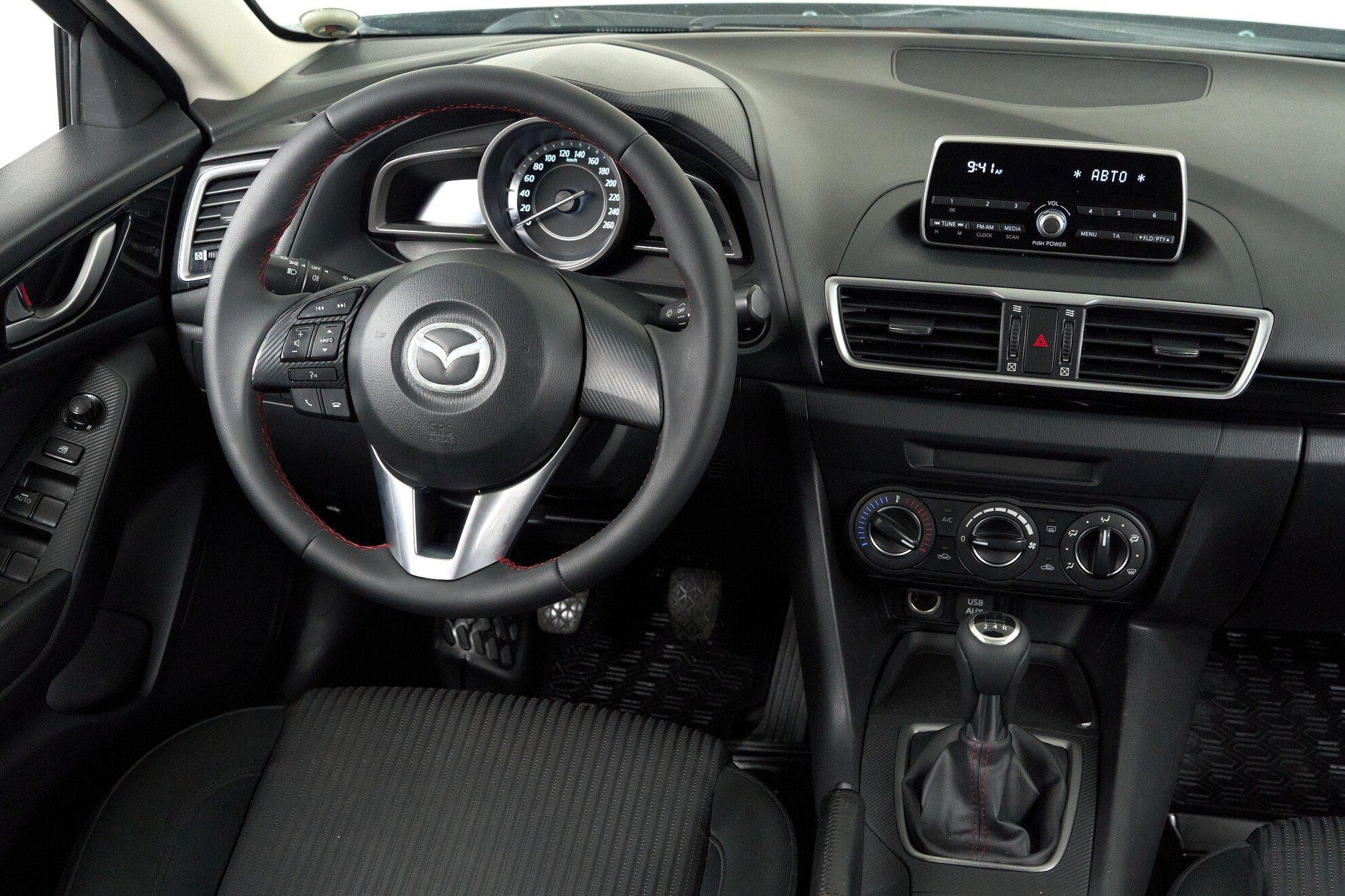 Mazda 3 2014, черный
