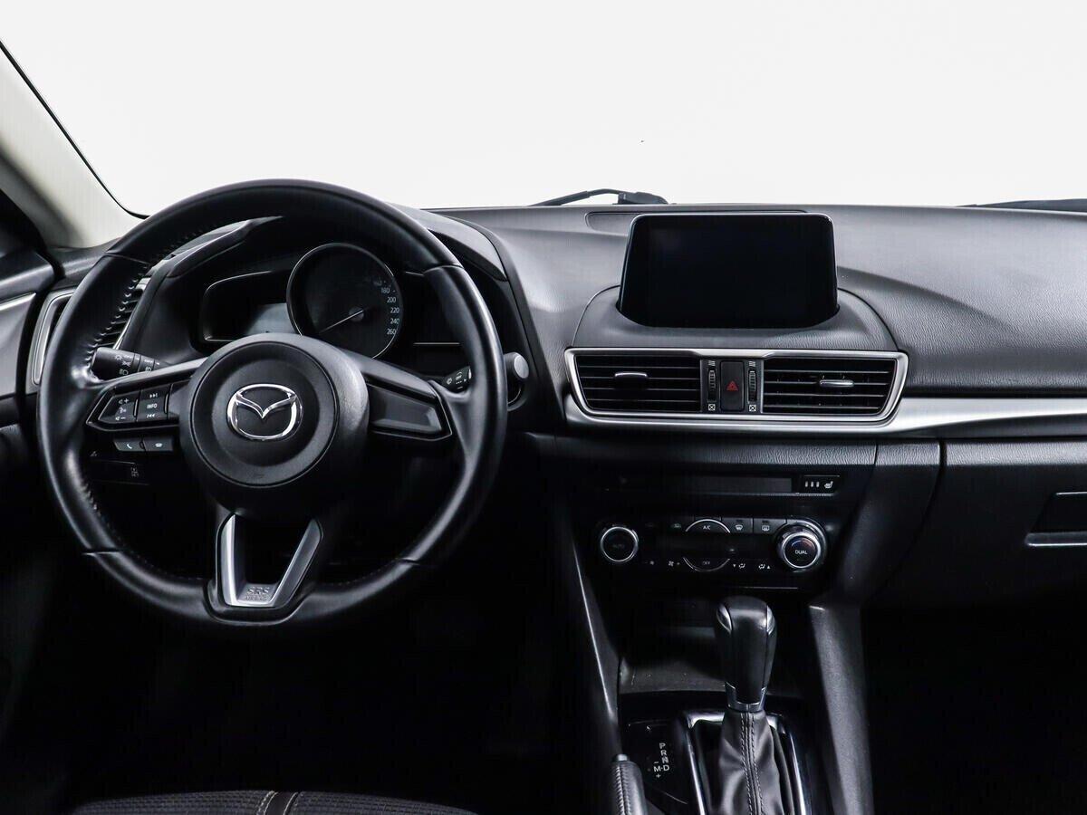 Mazda 3 2018, черный