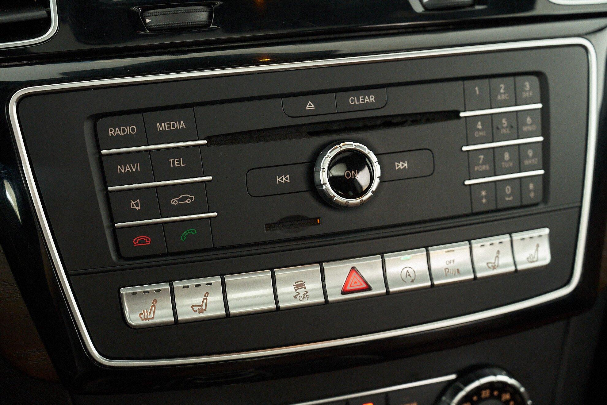Mercedes-Benz GLS 2016, белый