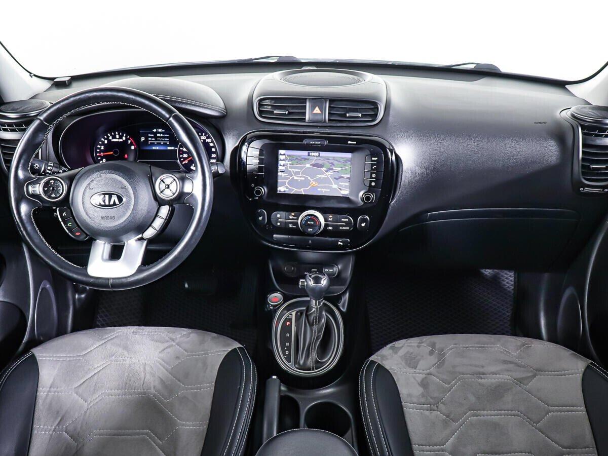 Kia Soul 2019, белый