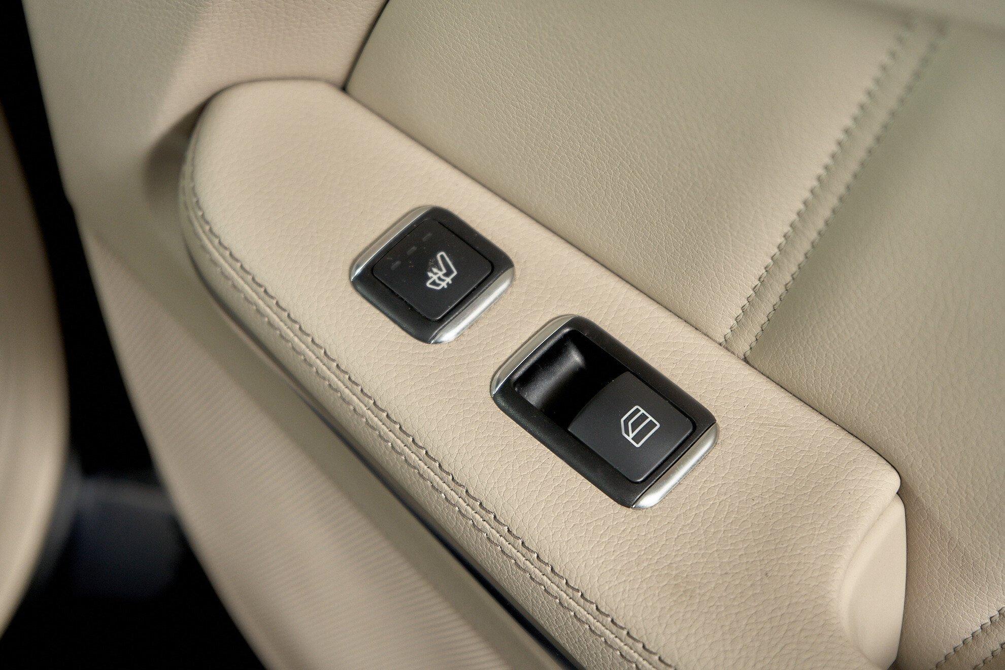 Mercedes-Benz E-Класс 2014, синий