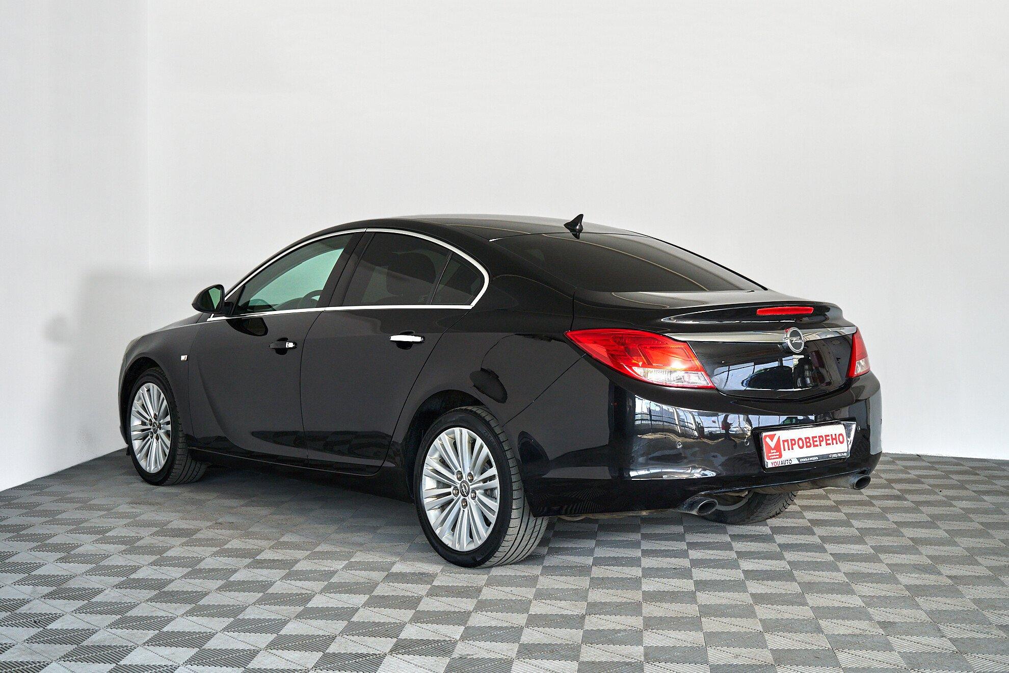 Opel Insignia 2012, черный