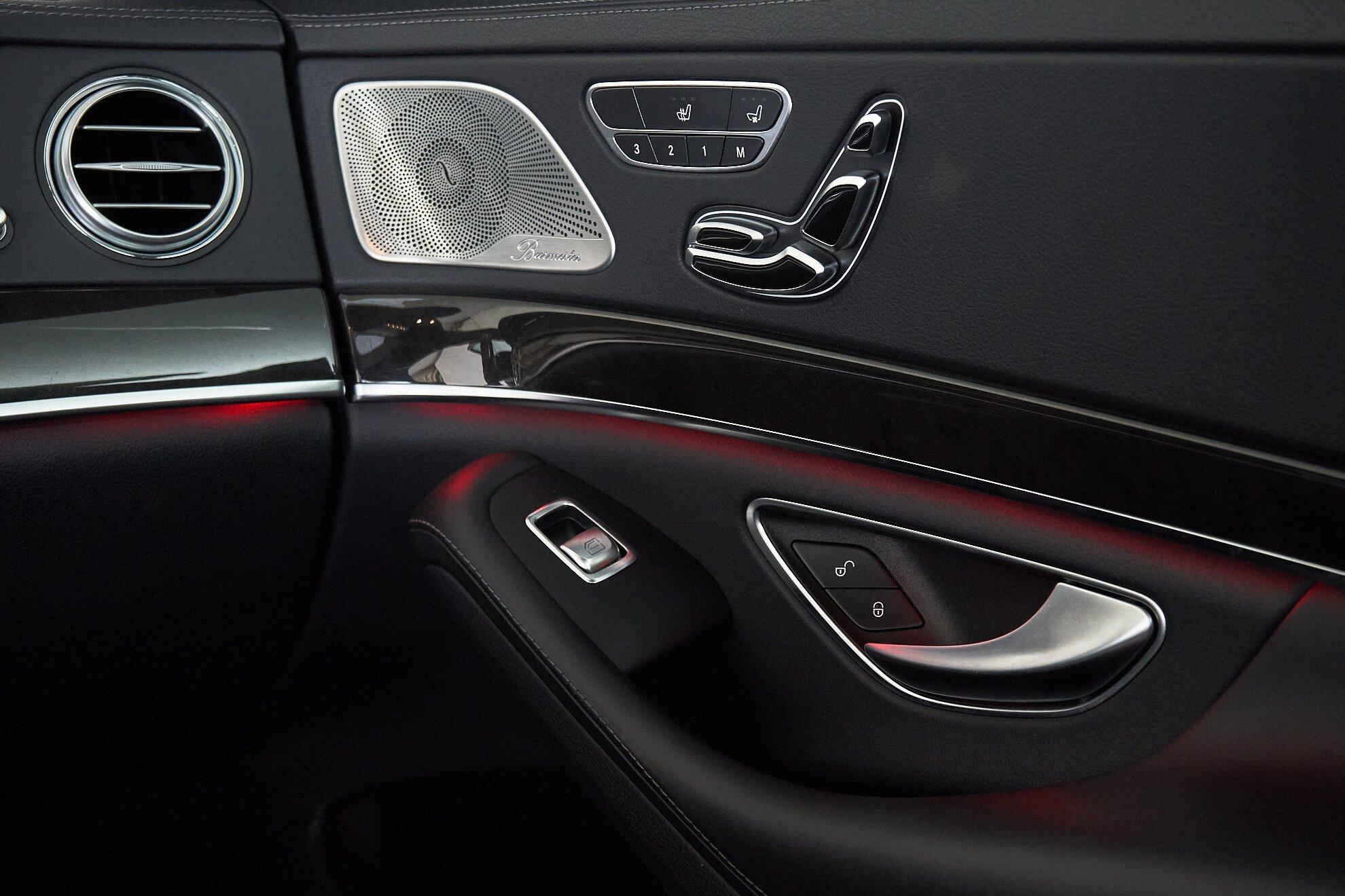 Mercedes-Benz S-Класс 2016, черный