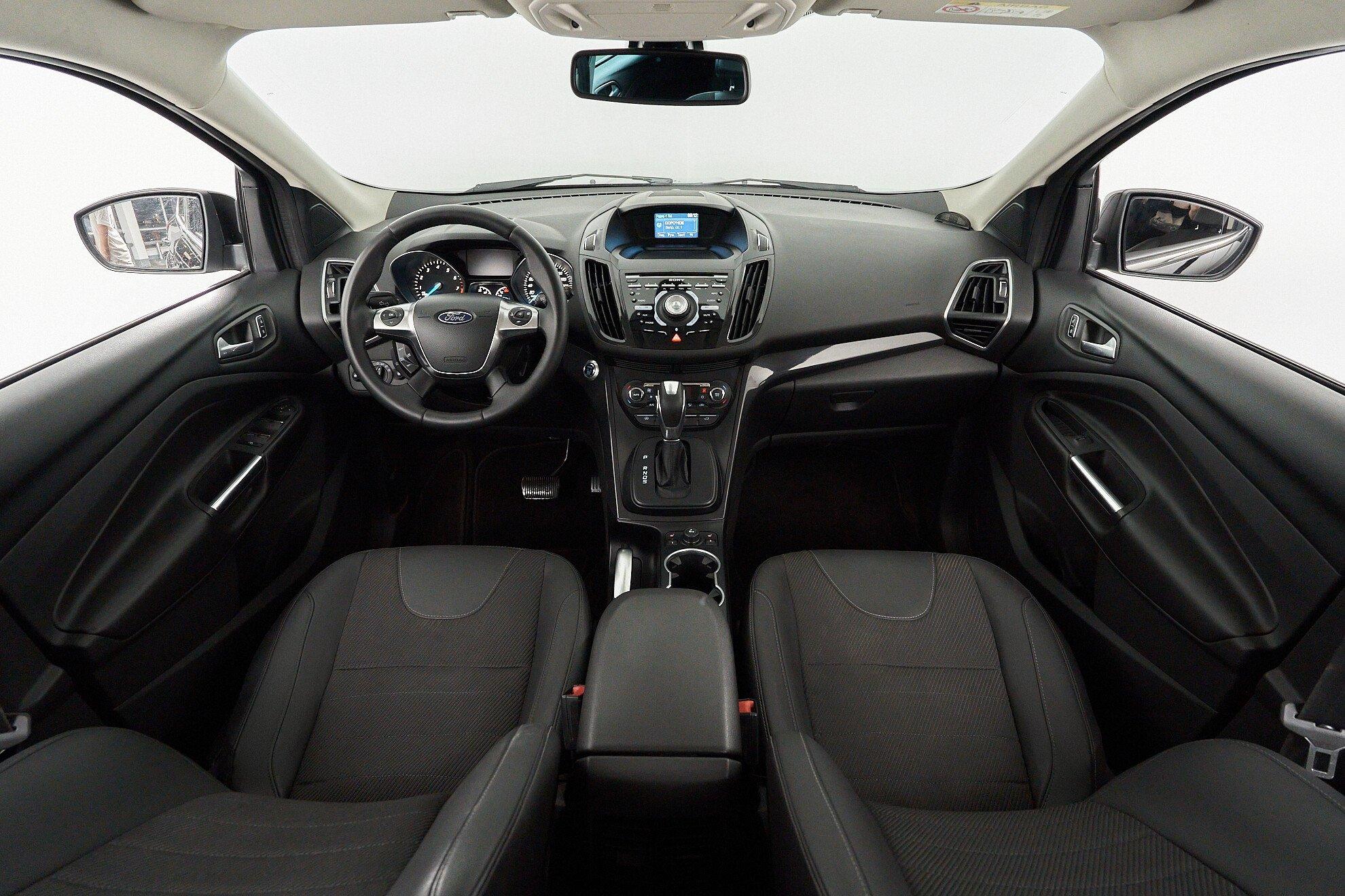 Ford Kuga 2015, черный