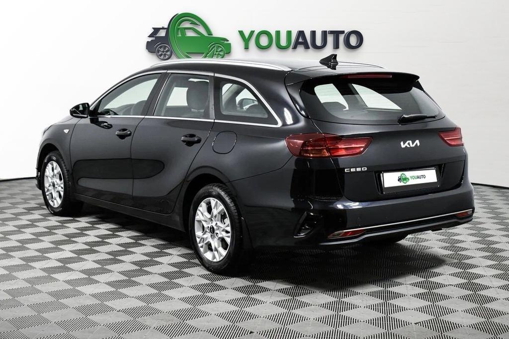 Kia Ceed 2023, черный