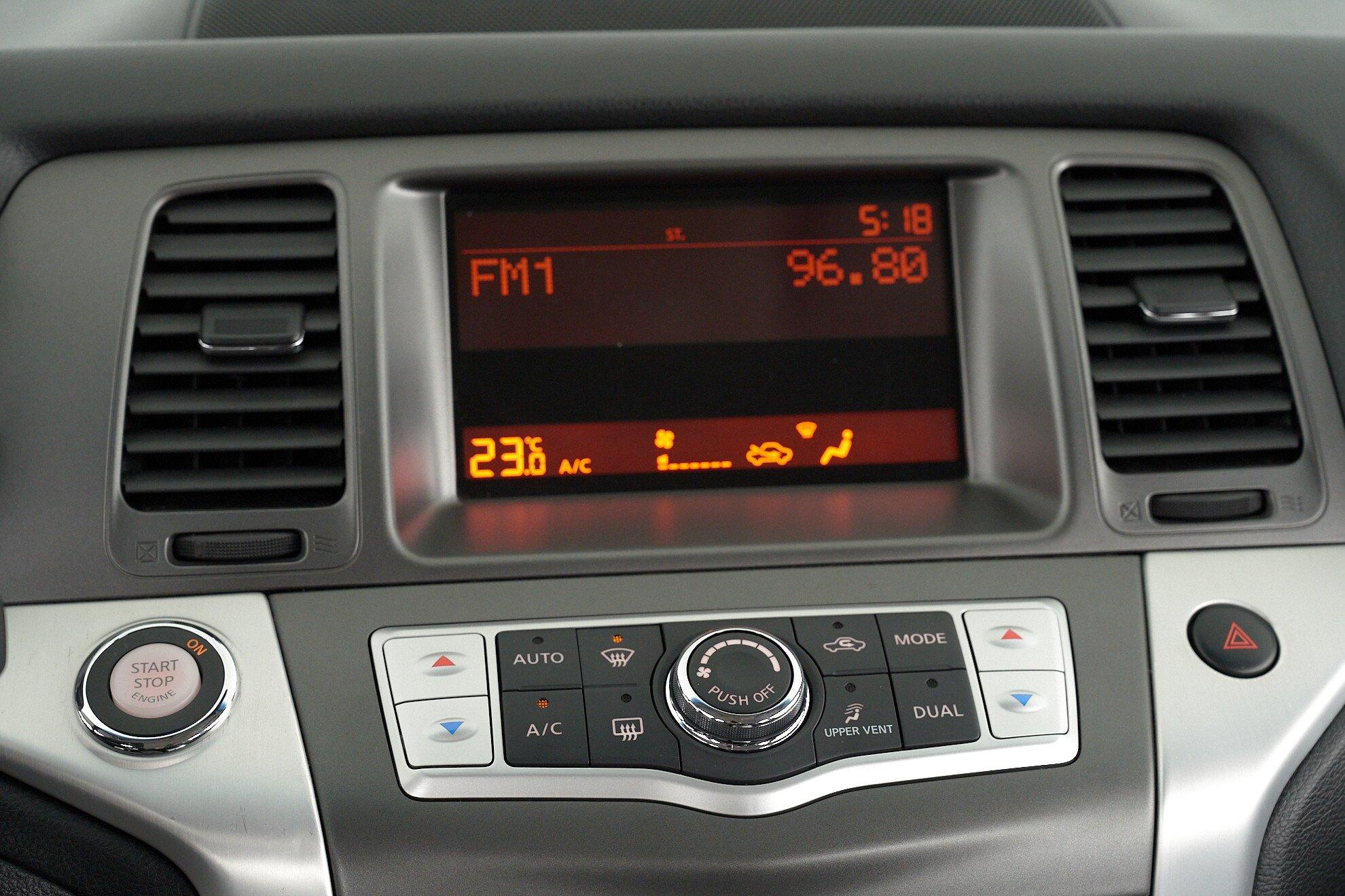 Nissan Murano 2012, бежевый