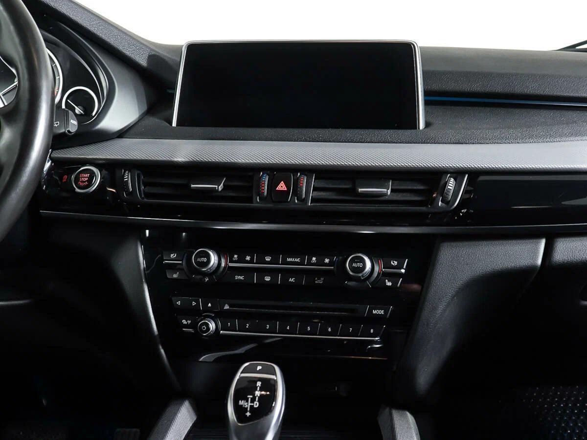 BMW X5 2018, черный