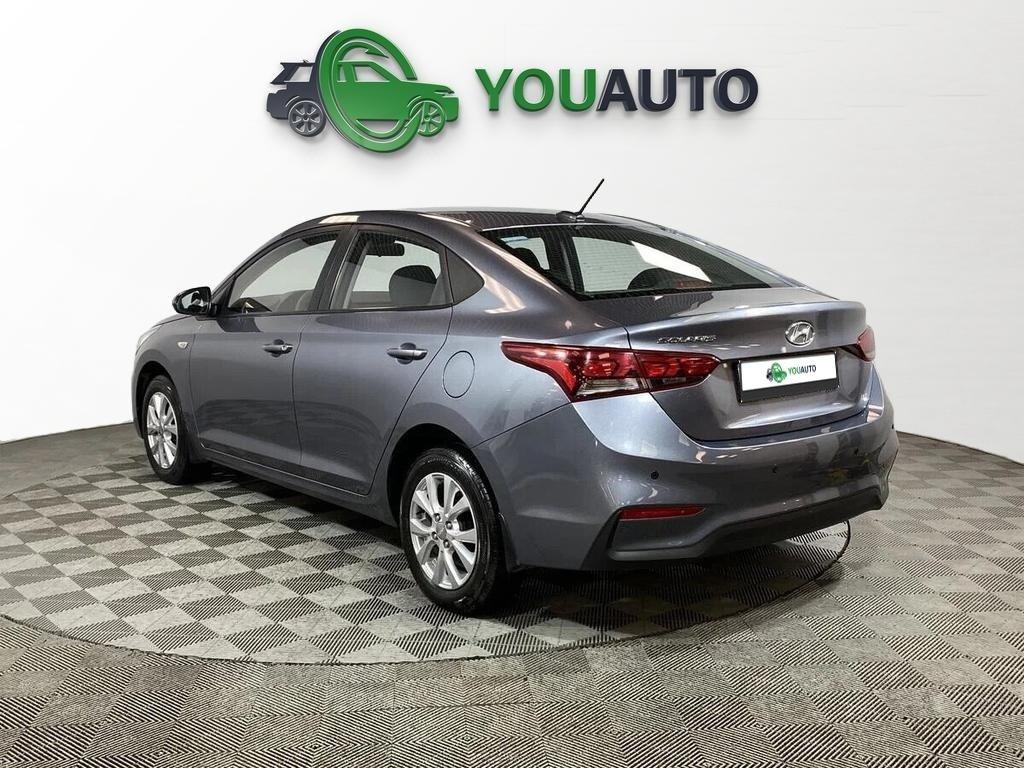 Hyundai Solaris 2020, серый
