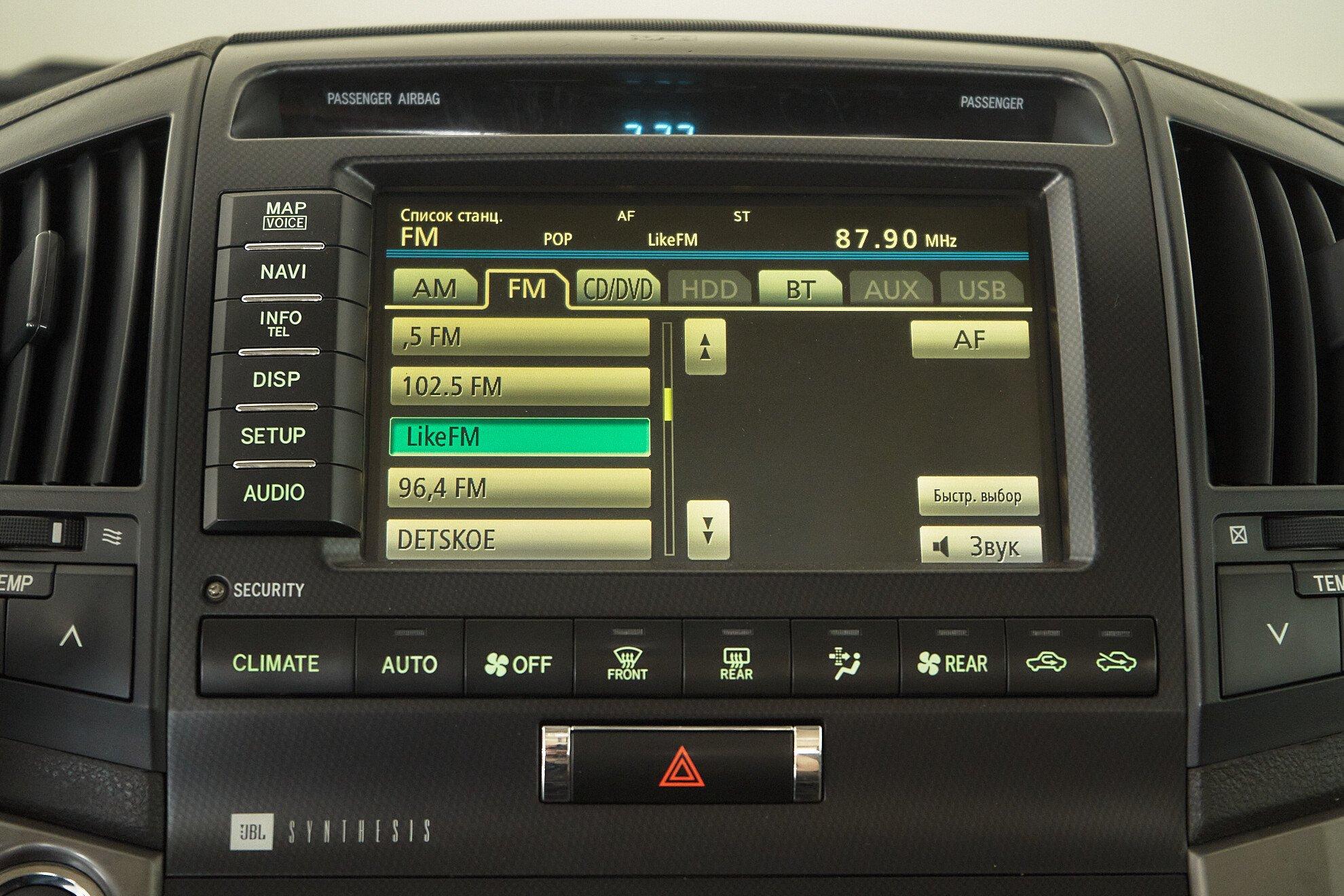 Toyota Land Cruiser 2010, черный