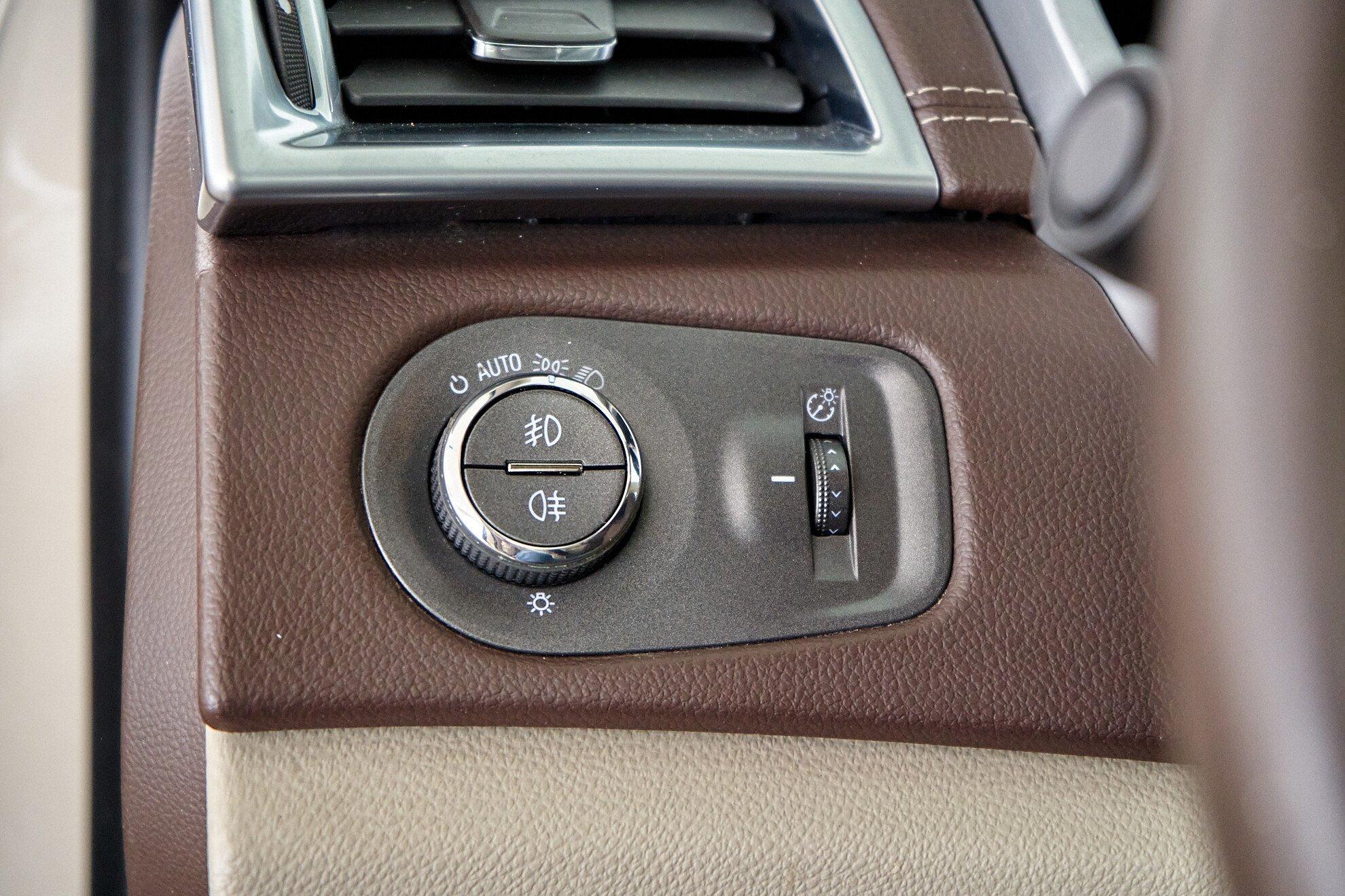 Cadillac SRX 2011, бежевый