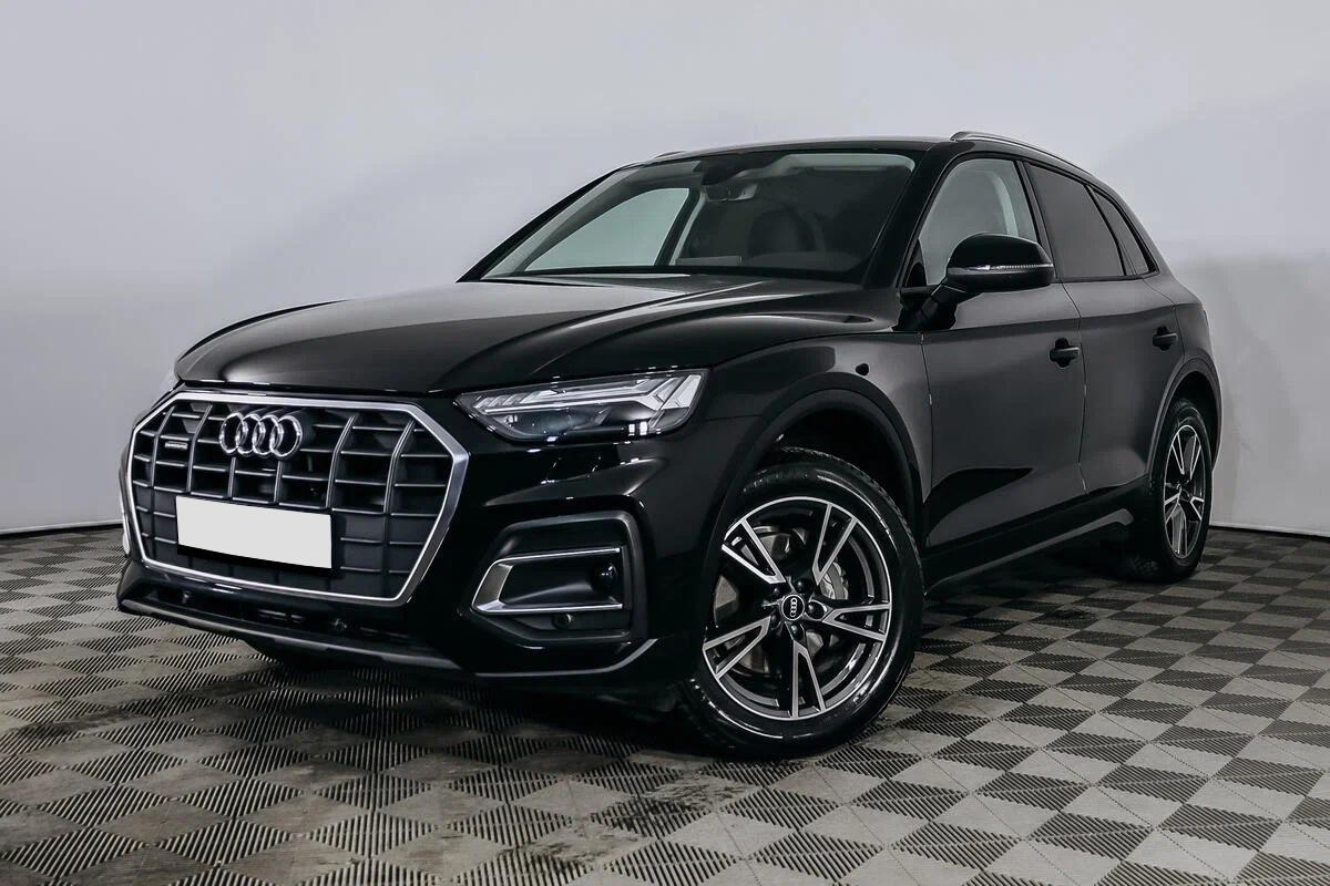 Audi Q5 2022, черный