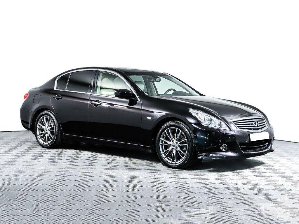 Infiniti G 2013, черный