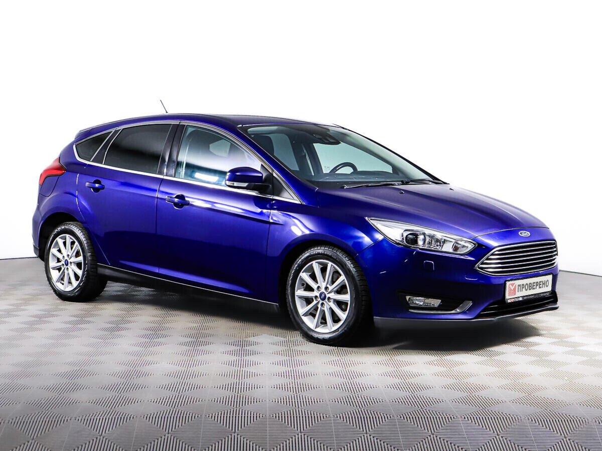 Ford Focus 2018, синий