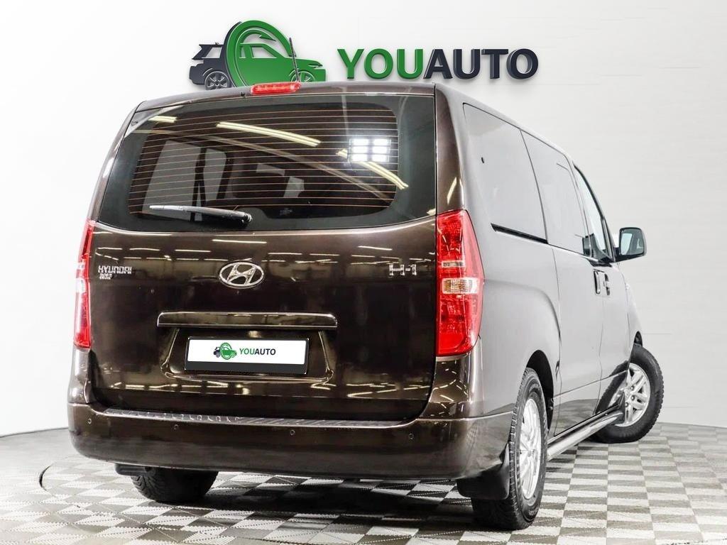 Hyundai H-1 2013, коричневый