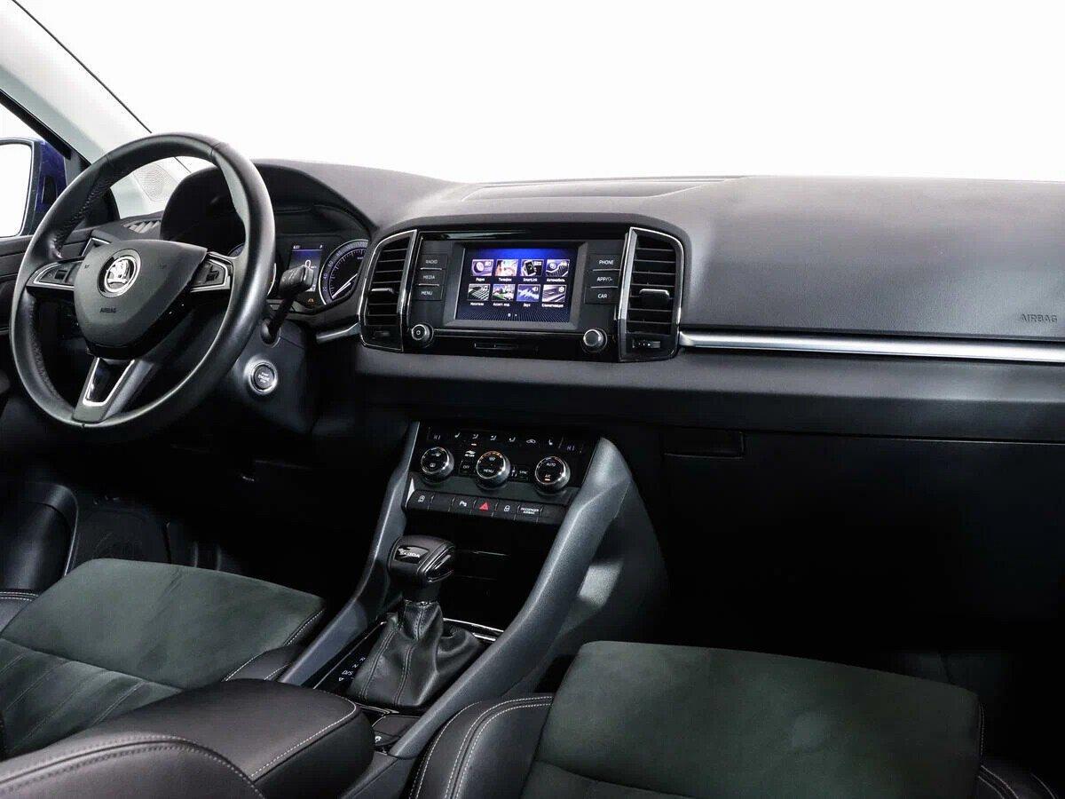 Skoda Karoq 2021, синий