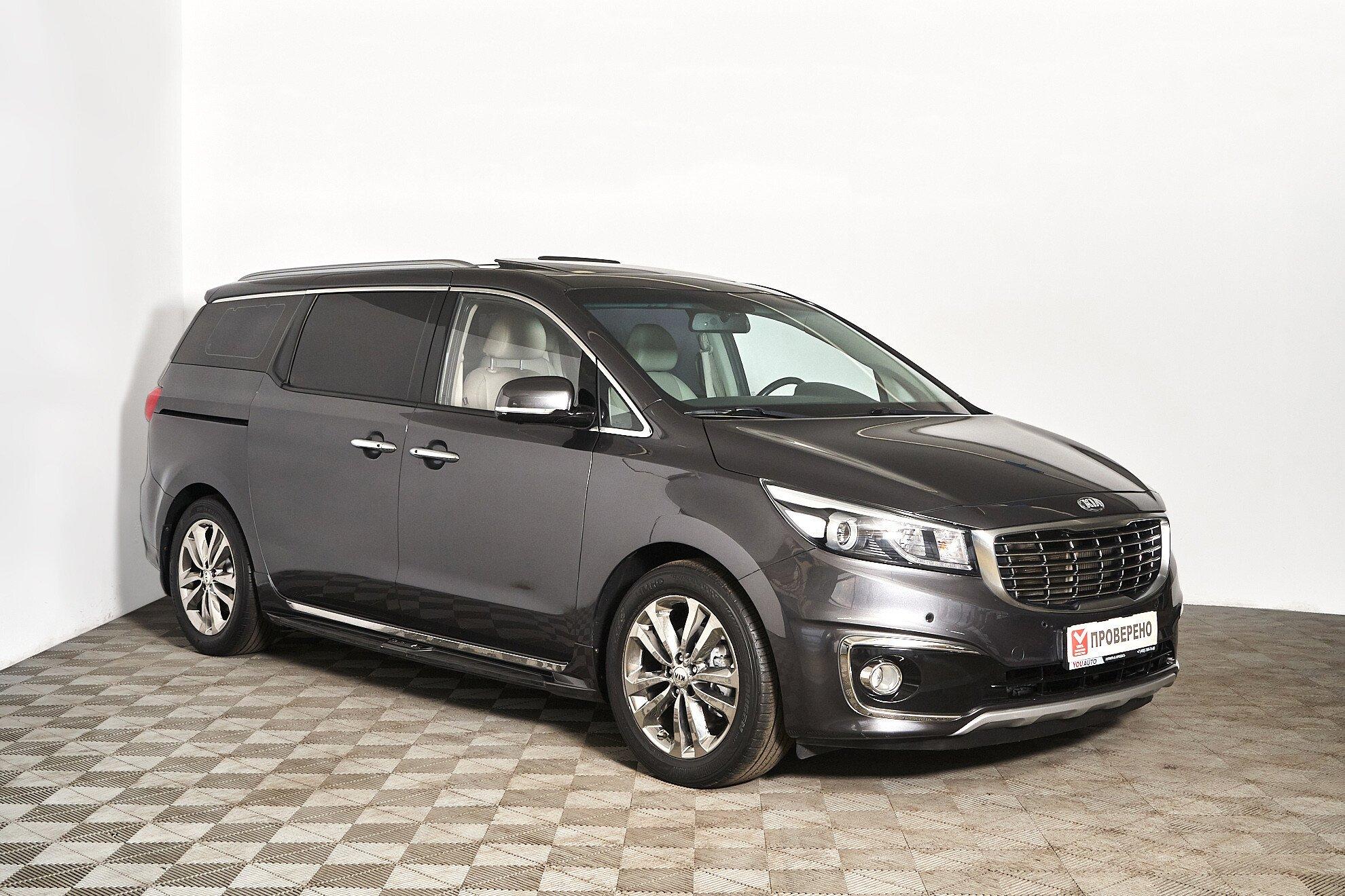 Kia Carnival 2018, серый