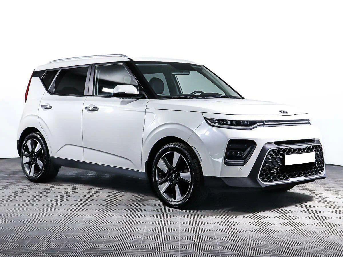 Kia Soul 2021, белый
