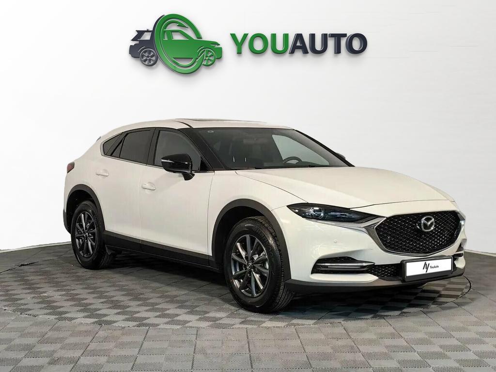 Mazda CX-4 2022, белый