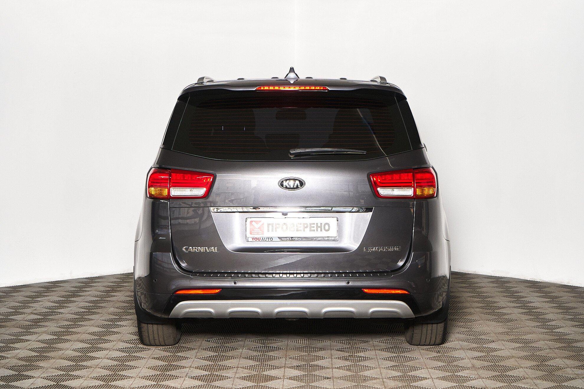 Kia Carnival 2018, серый