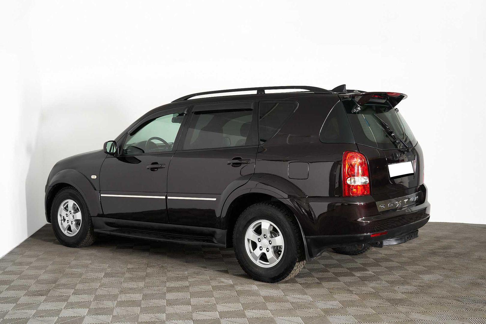 SsangYong Rexton 2012, пурпурный