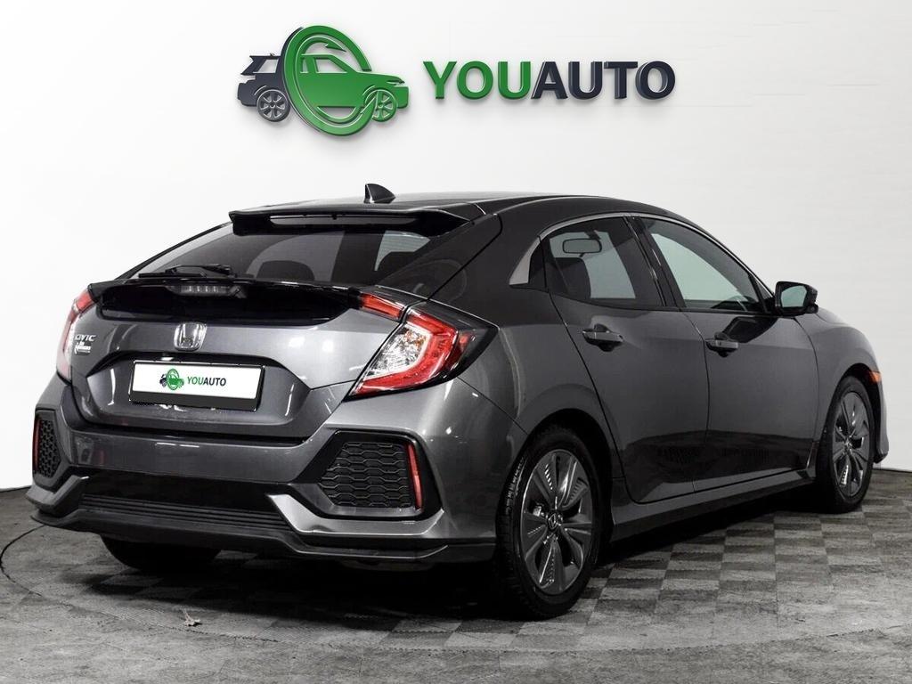 Honda Civic 2018, серый