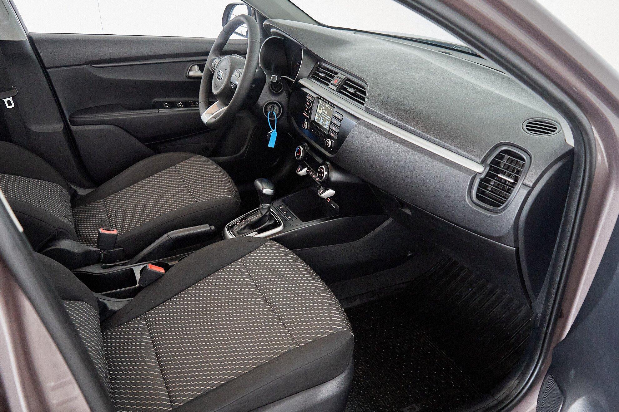 Kia Rio X-Line 2018, коричневый