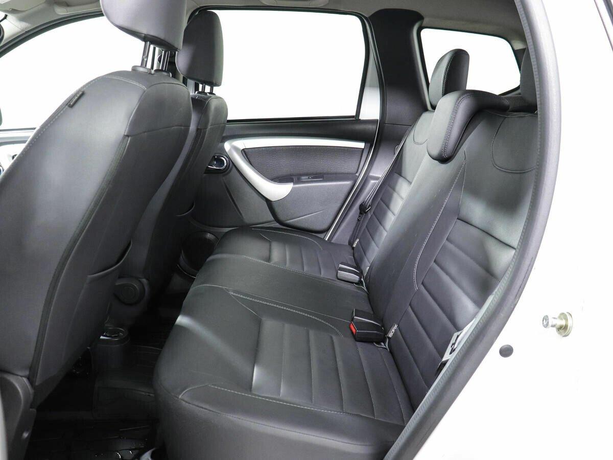 Nissan Terrano 2018, белый