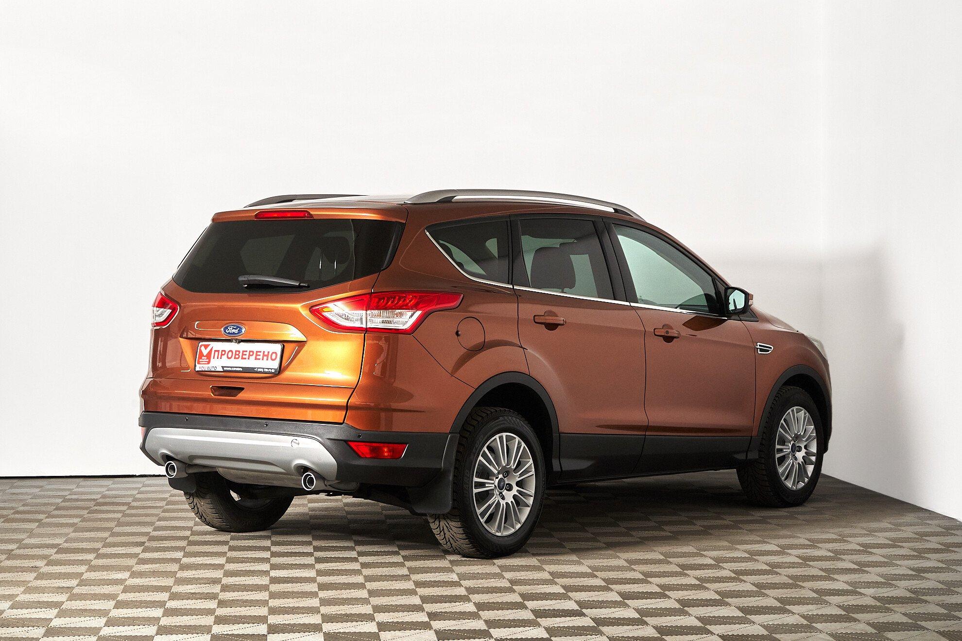 Ford Kuga 2013, коричневый