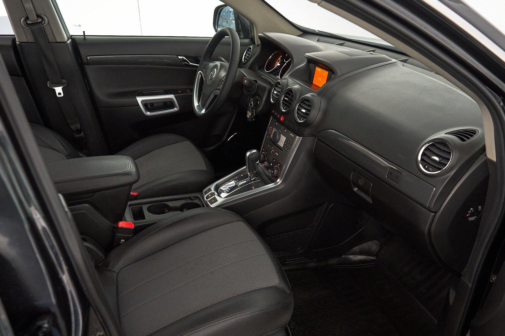 Opel Antara 2014, черный