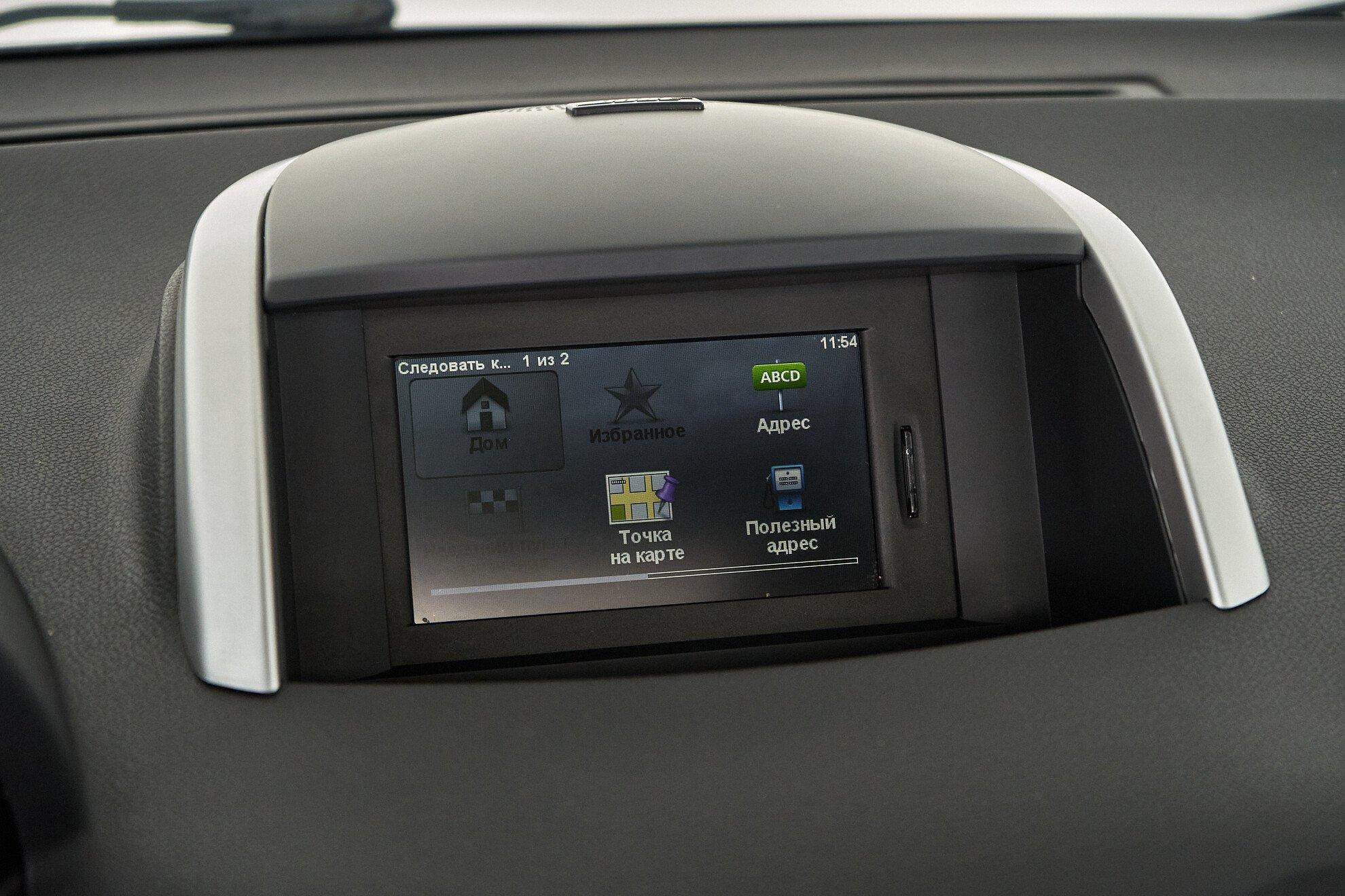 Renault Koleos 2011, белый