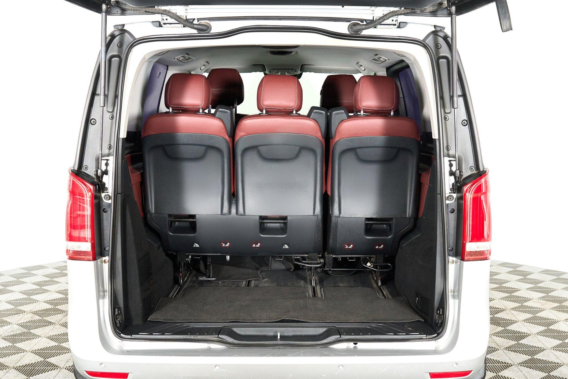 Mercedes-Benz V-Класс 2017, серебряный