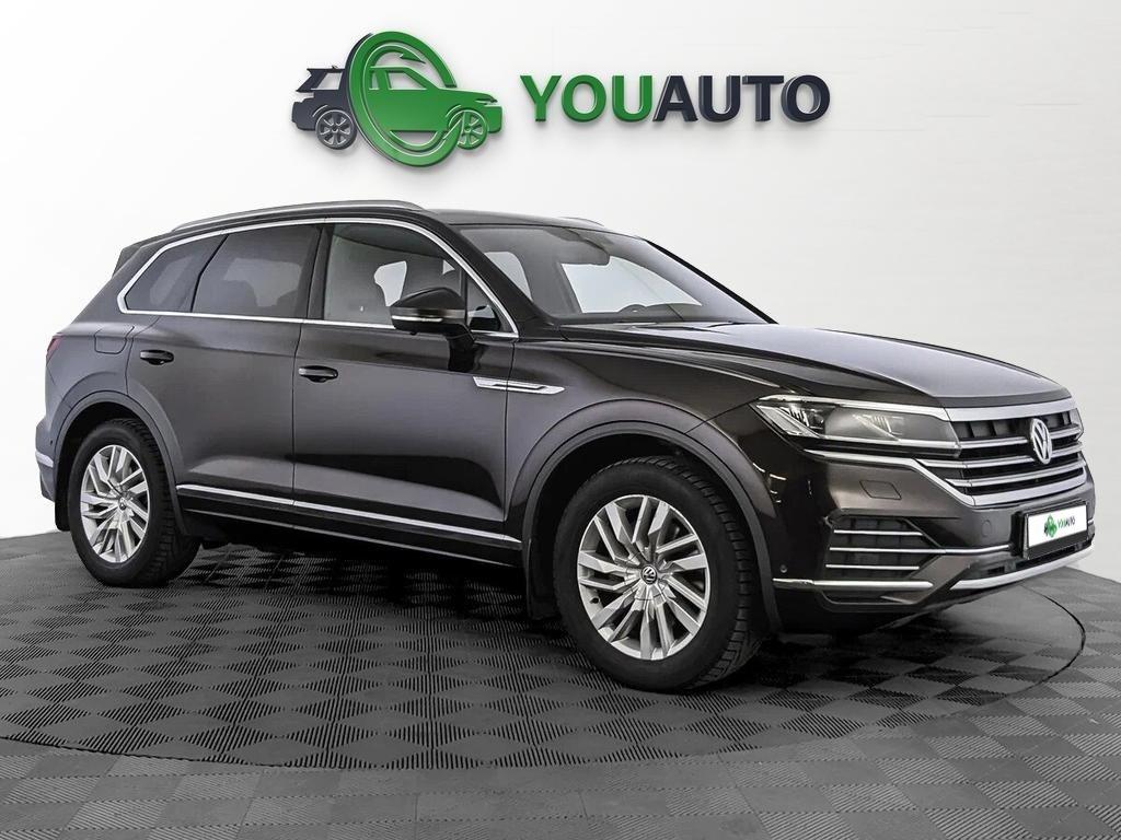 Volkswagen Touareg 2018, коричневый