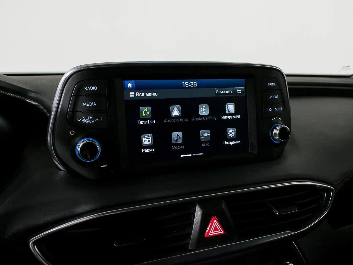Hyundai Santa Fe 2019, серебряный