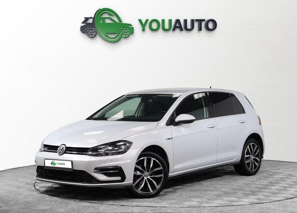 Volkswagen Golf 2018, белый