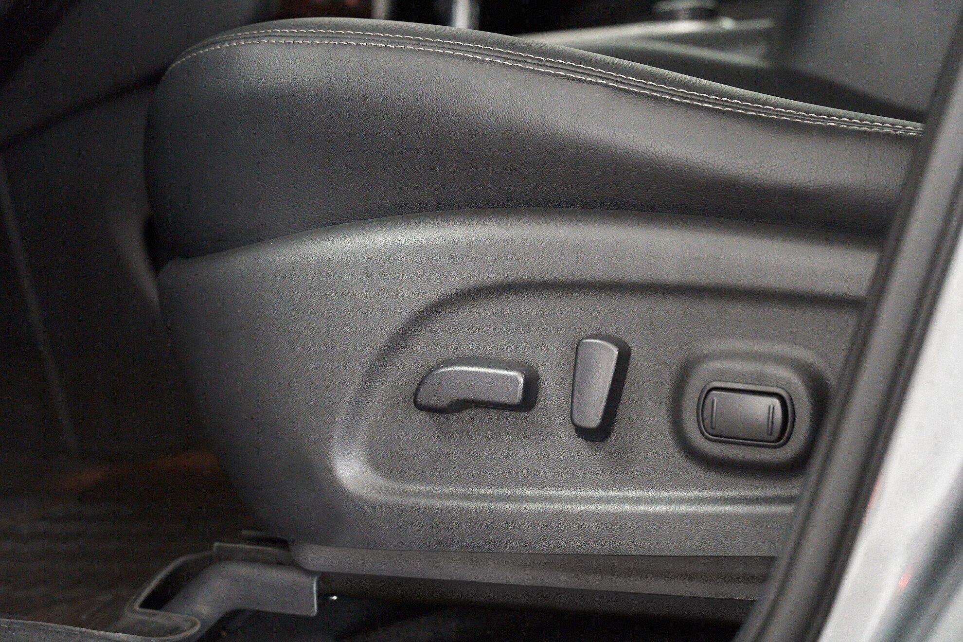 Nissan Pathfinder 2014, серый