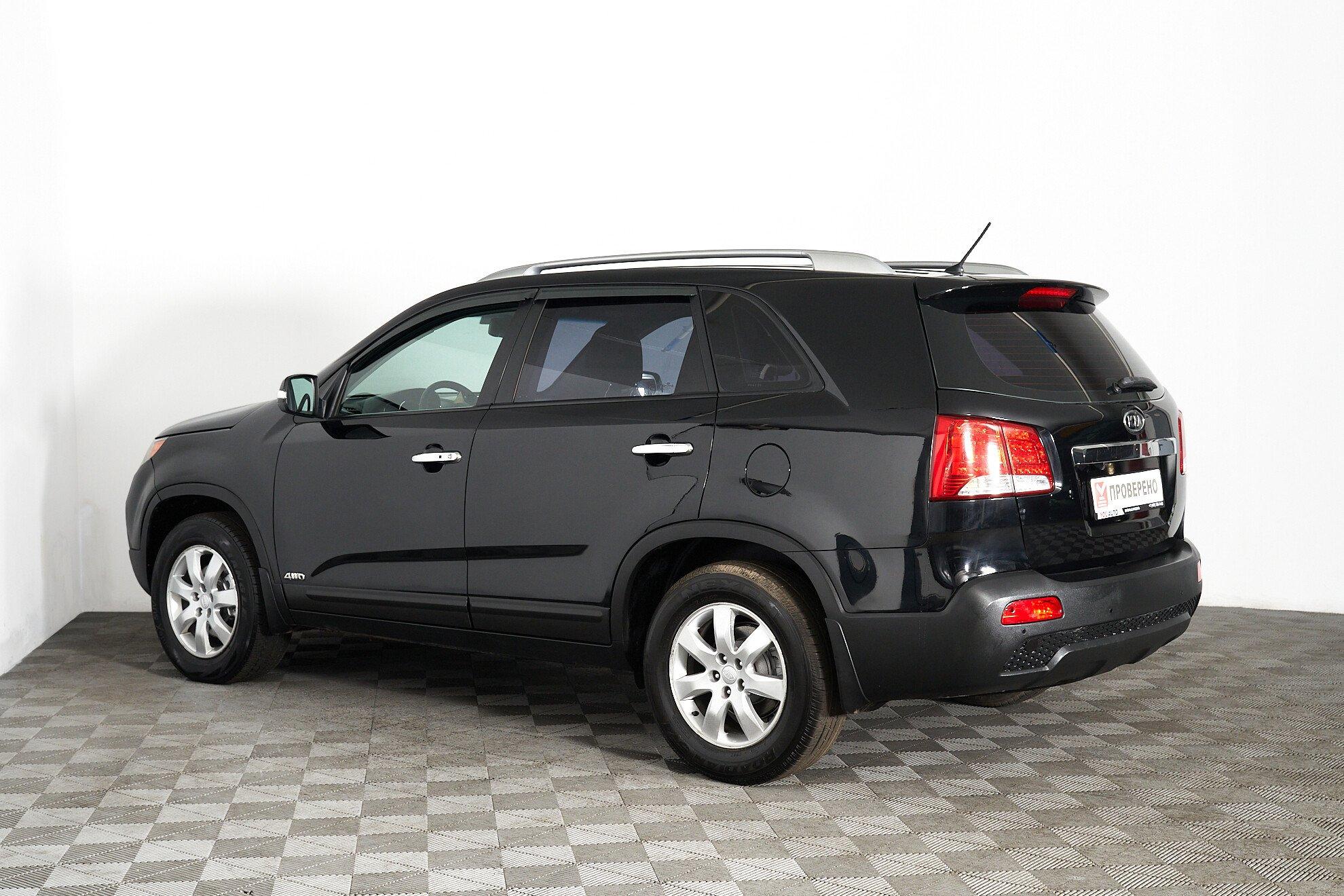 Kia Sorento 2010, черный