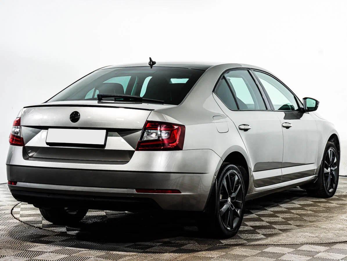 Skoda Octavia 2019, бежевый