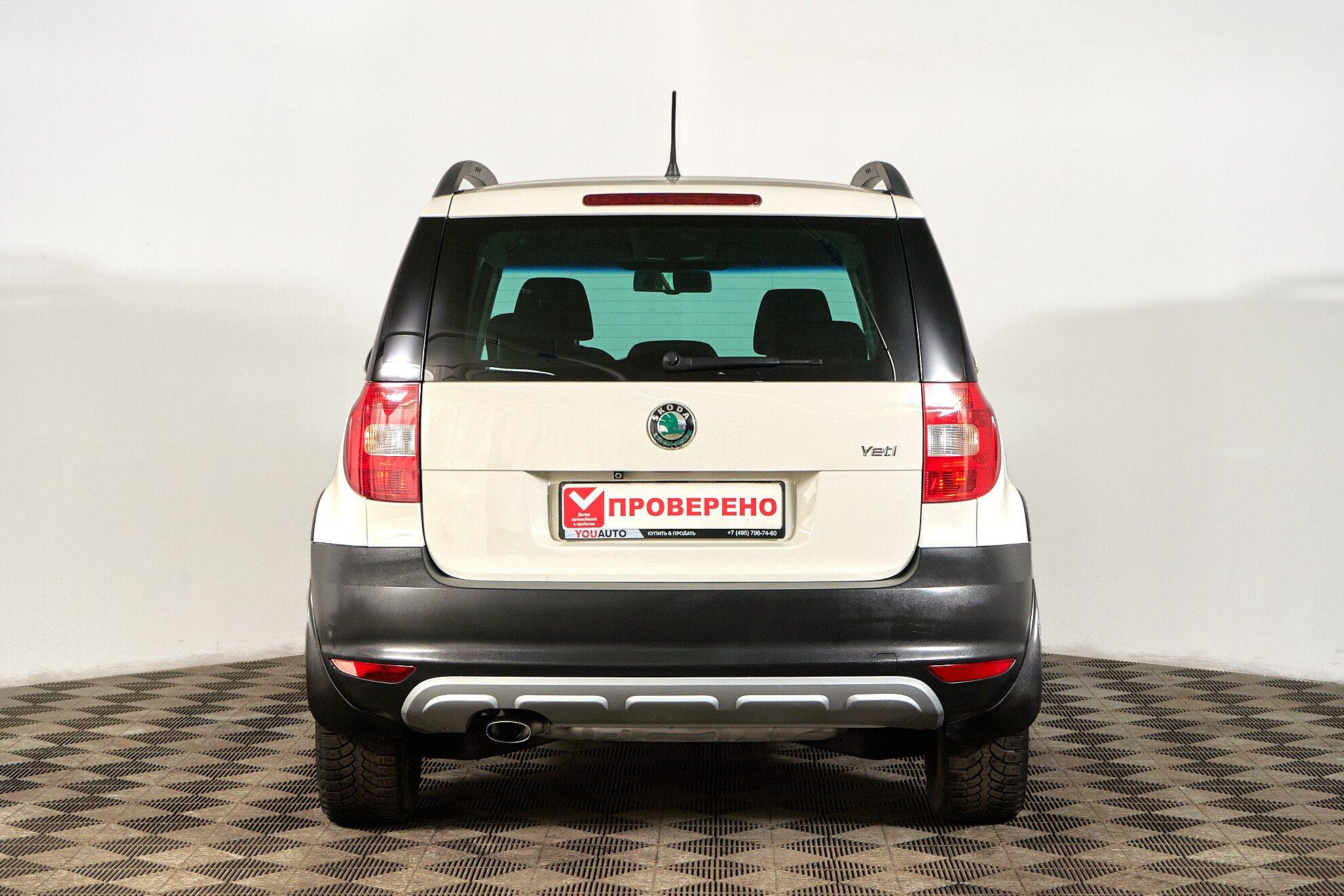 Skoda Yeti 2014, белый