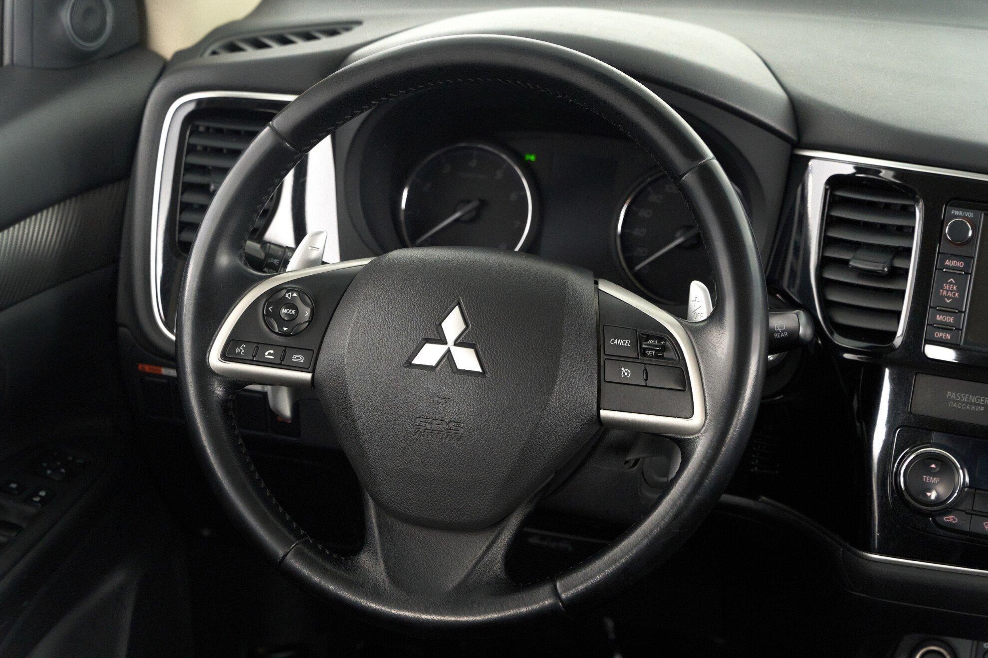 Mitsubishi Outlander 2014, синий